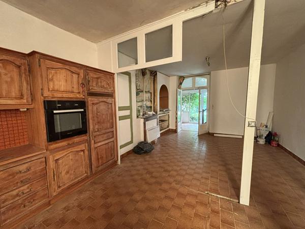 Maison de caractère au Lude 6 Pièces.