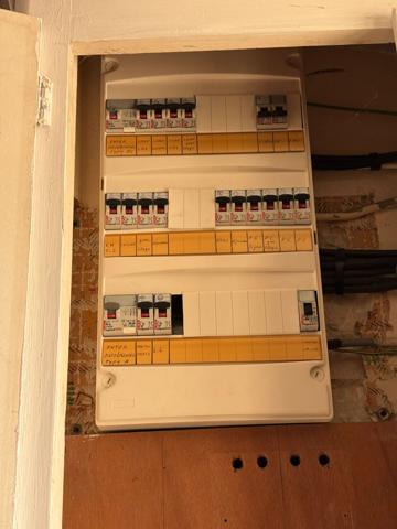 Maison de caractère au Lude 6 Pièces.