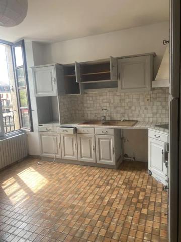 Appartement à louer à Villefranche-de-Rouergue (12200)