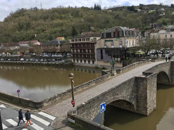 Appartement à louer à Villefranche-de-Rouergue (12200)