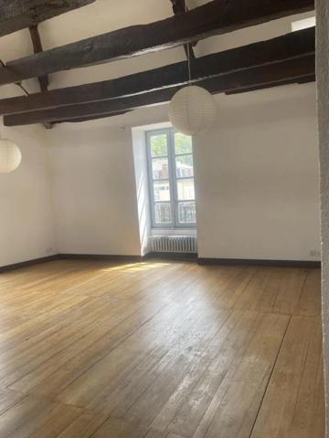 Appartement à louer à Villefranche-de-Rouergue (12200)