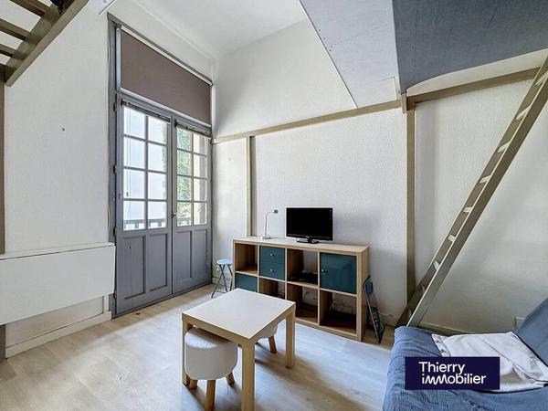 Appartement 1 pièce                                        - 35000 Rennes - Centre Ville Réf : 122002