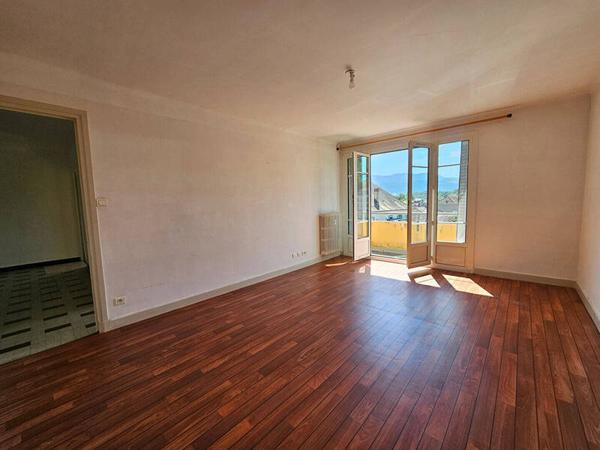 Location Appartement 3 pièces Le Pont-de-Beauvoisin 38480 à la location