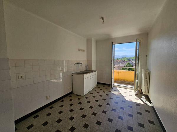 Location Appartement 3 pièces Le Pont-de-Beauvoisin 38480 à la location