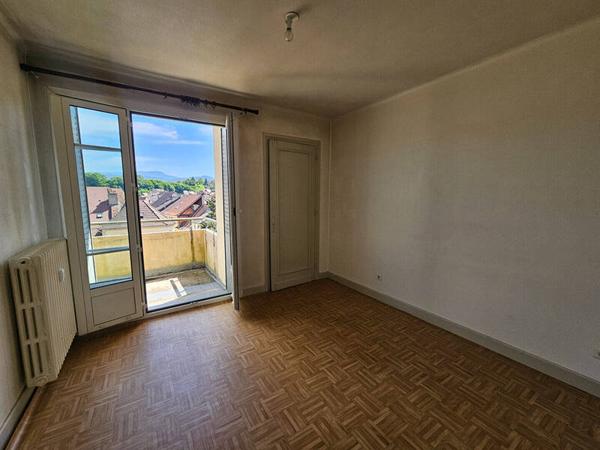 Location Appartement 3 pièces Le Pont-de-Beauvoisin 38480 à la location