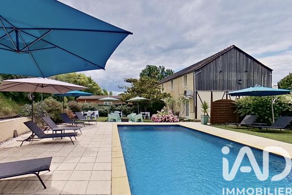 Maison à vendre 11 pièces 260 m² Sarlat-la-Canéda
