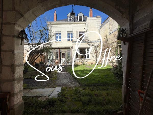 Très belle demeure en centre de Loches