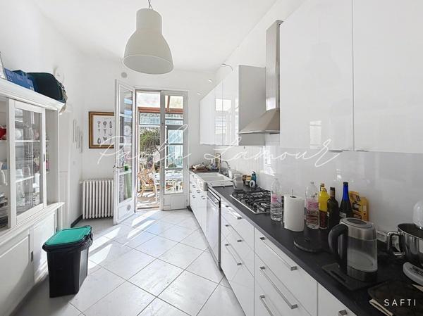 Très belle demeure en centre de Loches