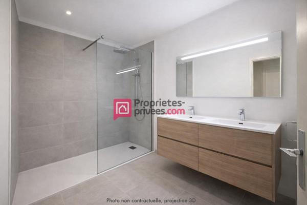 Appartement traversant Grasse Carnot 4 pièces 75 m2, 2 balcons, à rénover