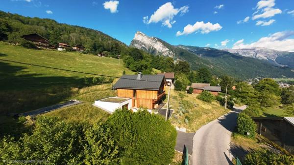 Haute Savoie (74), à vendre SAMOENS - Domaine skiable du Grand Massif - Chalet neuf P8