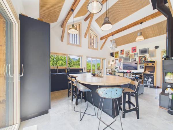 Haute Savoie (74), à vendre SAMOENS - Domaine skiable du Grand Massif - Chalet neuf P8