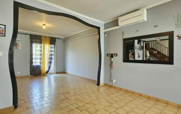 Vente Maison de ville Avec jardin et garage à rafraîchir Aiguillon   