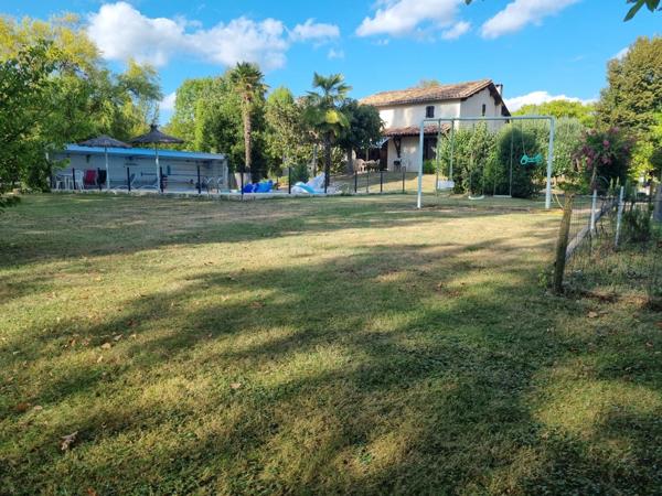 SAINTE LIVRADE SUR LOT