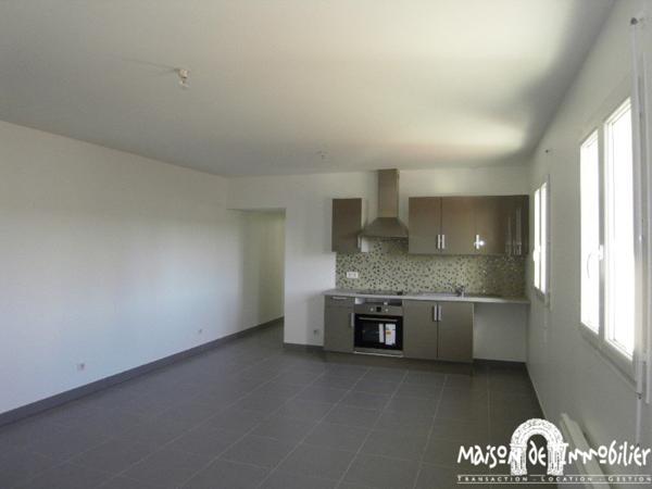 Location Appartement avec terrasse et parking - 2 chambres - 65m² - COGNAC