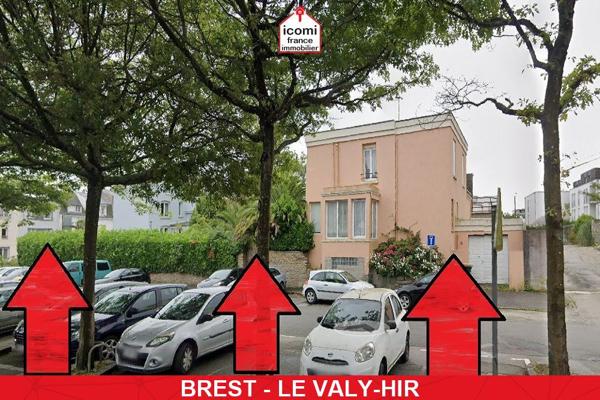 A VENDRE - 2 RUE EMILE ROUSSE - TERRAIN CONSTRUCTIBLE DE 718M² AVEC MAISON EXISTANTE A DEMOLIR - IDEAL CONSTRUCTION/MARCHAND/DIVISION - RARE