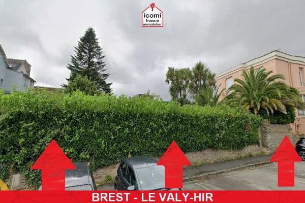 A VENDRE - 2 RUE EMILE ROUSSE - TERRAIN CONSTRUCTIBLE DE 718M² AVEC MAISON EXISTANTE A DEMOLIR - IDEAL CONSTRUCTION/MARCHAND/DIVISION - RARE