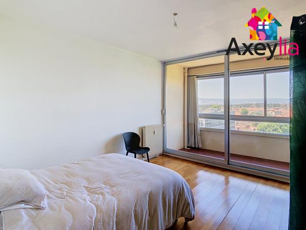 A VENDRE - ROANNE - APPARTEMENT PLEIN CENTRE AVEC VUE DEGAGEE