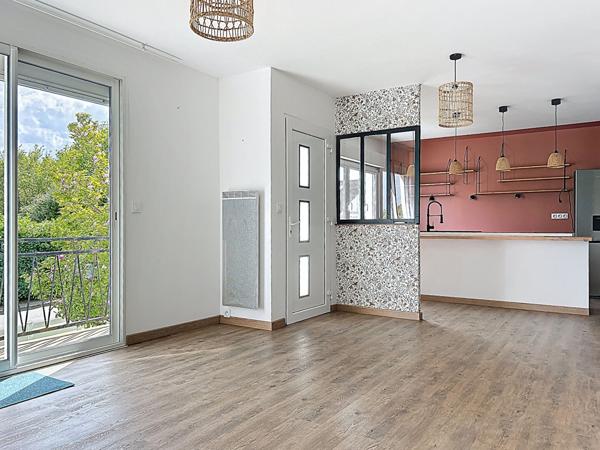 Maison rénovée sur sous-sol, 3 chambres, Trégourez, sur plus de 1000 m² de terrain
