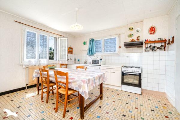 Maison à vendre 171 359 € Saint-Nic 7 p 118 m² DPE F