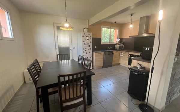 Maison à vendre    3 pièces •  Mugron