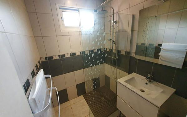 Maison à vendre    3 pièces •  Mugron