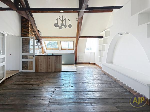 Appartement à louer Chateaubriant : 3 pièces, 86m² avec 2 chambre(s) à 770€ - AJP Immobilier Châteaubriant
