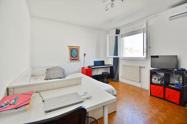 Maison Villeurbanne 6 pièce(s) 214 m2