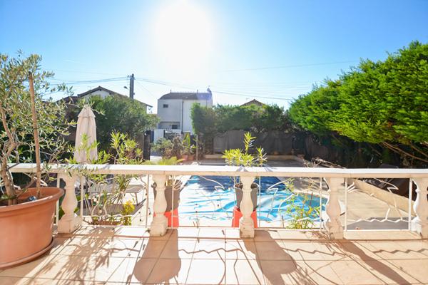 Maison Villeurbanne 6 pièce(s) 214 m2