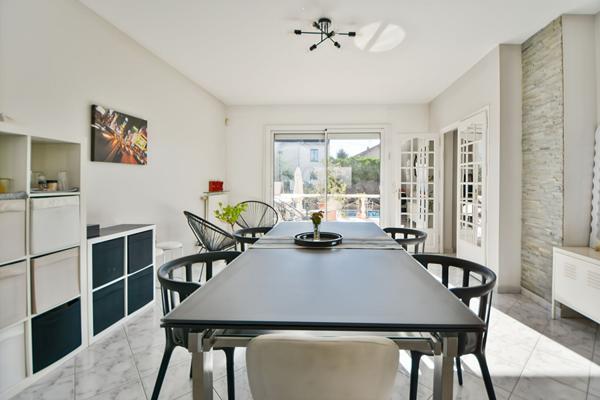 Maison Villeurbanne 6 pièce(s) 214 m2