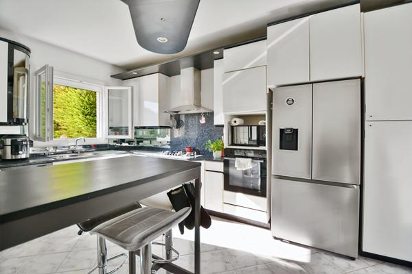 Maison Villeurbanne 6 pièce(s) 214 m2