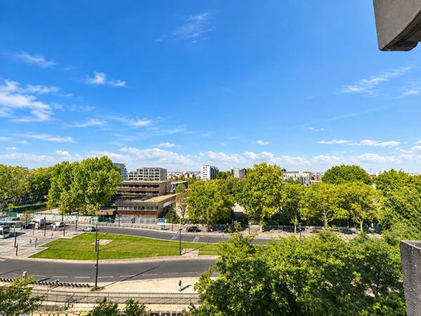 3 pièces 56.70 m2 RUE BELLIARD