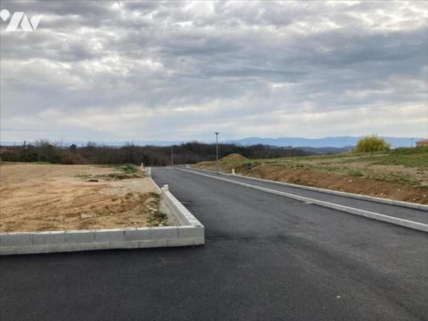 Terrain à bâtir de 628m² en lotissement Libre de construction