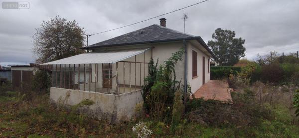 Maison à vendre à Mehun-sur-Yèvre dans le Cher (18500), ref : 142572M