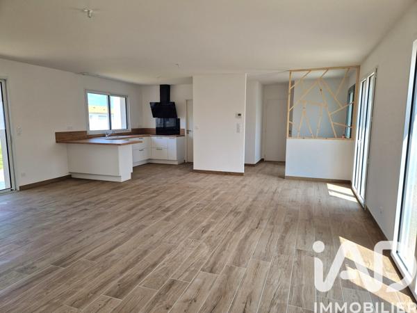 Maison à vendre 5 pièces 134 m² Échillais