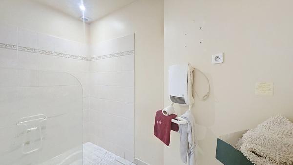 Maison de ville spacieuse à vendre à Cazères