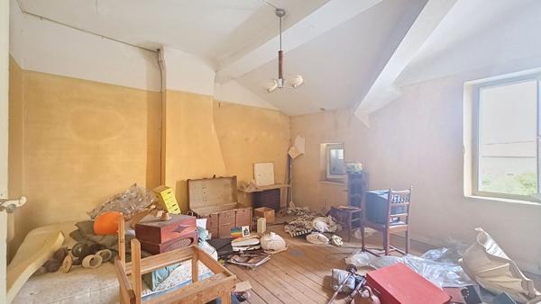 Maison de ville spacieuse à vendre à Cazères