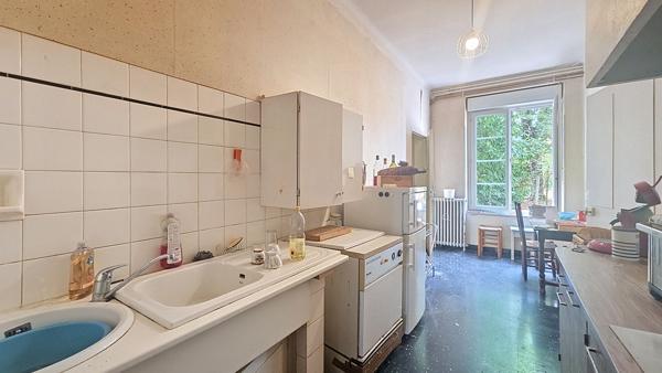 Maison de ville spacieuse à vendre à Cazères