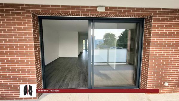 Appartement T3 avec terrasse, deux stationnements et local vélos