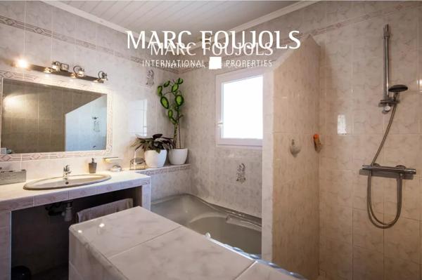 Proche Nîmes – Maison provençale avec jardin et piscine