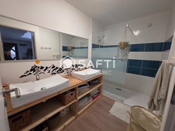 Villa familiale moderne avec jardin, terrasse 5000m2 de montagne