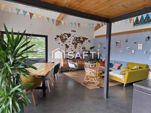 Villa familiale moderne avec jardin, terrasse 5000m2 de montagne