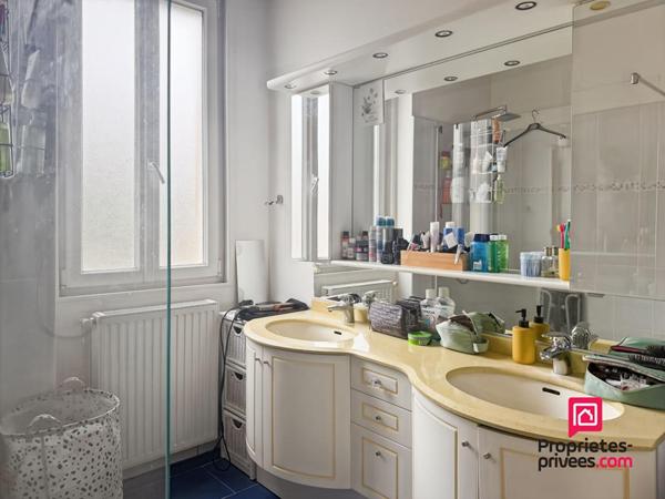 Propriété  AVALLON CENTRE