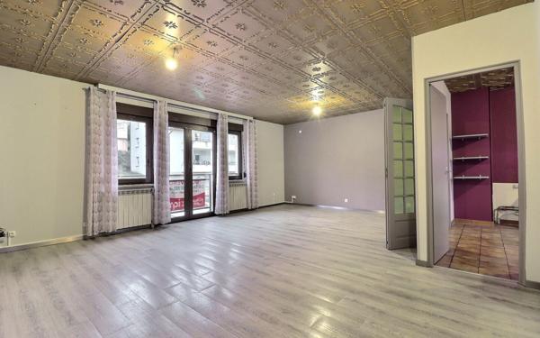 Maison à vendre    6 pièces • 155 m2 Creutzwald