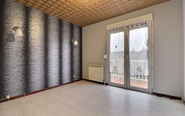 Maison à vendre    6 pièces • 155 m2 Creutzwald