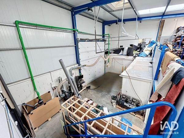 Location local d’activité 330 m² Brie-Comte-Robert
