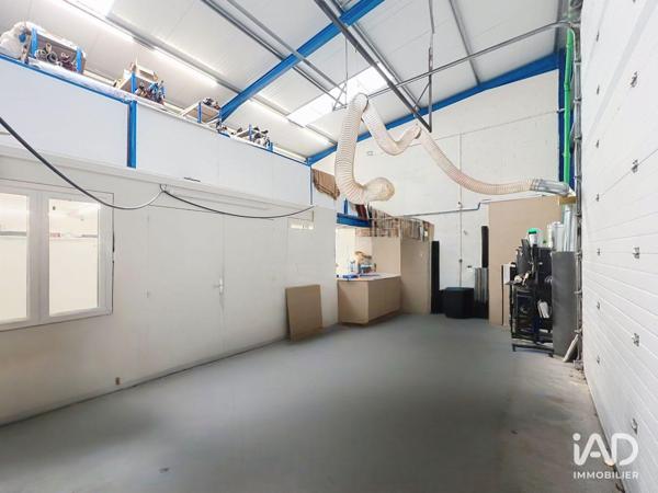 Location local d’activité 330 m² Brie-Comte-Robert