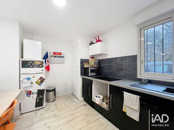 Location local d’activité 330 m² Brie-Comte-Robert