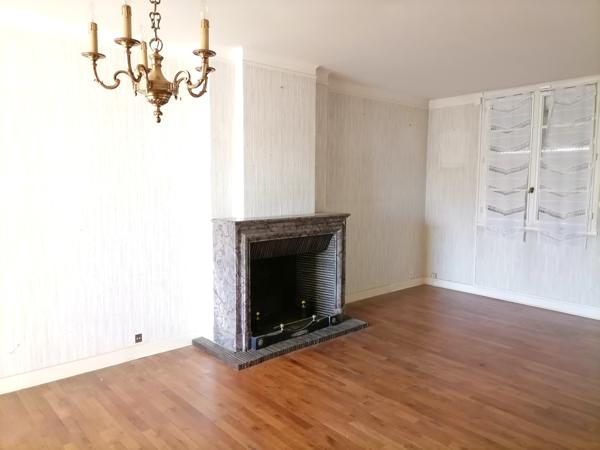 POITIERS - QUARTIER DU PORTEAU - MAISON T 6 Poitiers (86000)