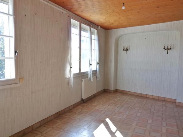 POITIERS - QUARTIER DU PORTEAU - MAISON T 6 Poitiers (86000)