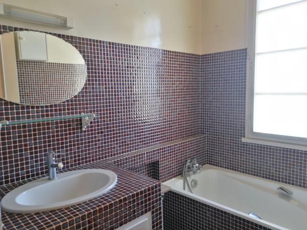 POITIERS - QUARTIER DU PORTEAU - MAISON T 6 Poitiers (86000)